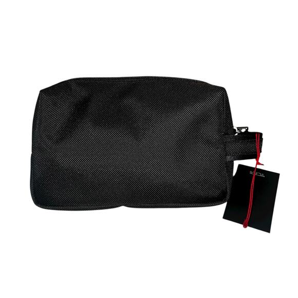 TUMI black Nylon Travel accessory zippered toiletry cosmetic bag pouch NEW - Picture 6 of 7